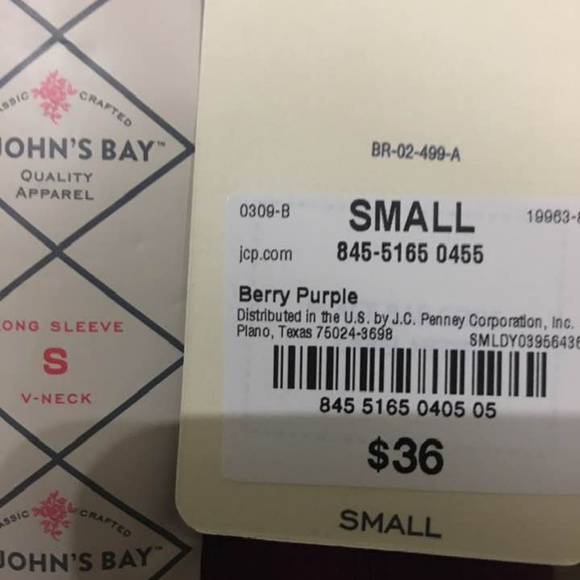 St. John's Bay Sweater NWT - Picture 3 of 4